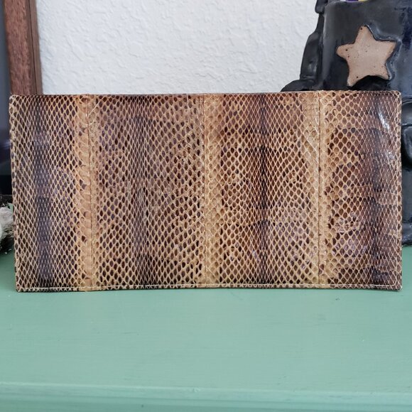 Vintage bifold checkbook lightweight Genuine Snakeskin wallet - Picture 1 of 9